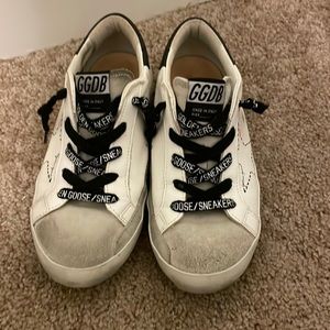 golden goose deluxe brand Italian leather sneakers size 35 EU (fits 5.5-6 in US)